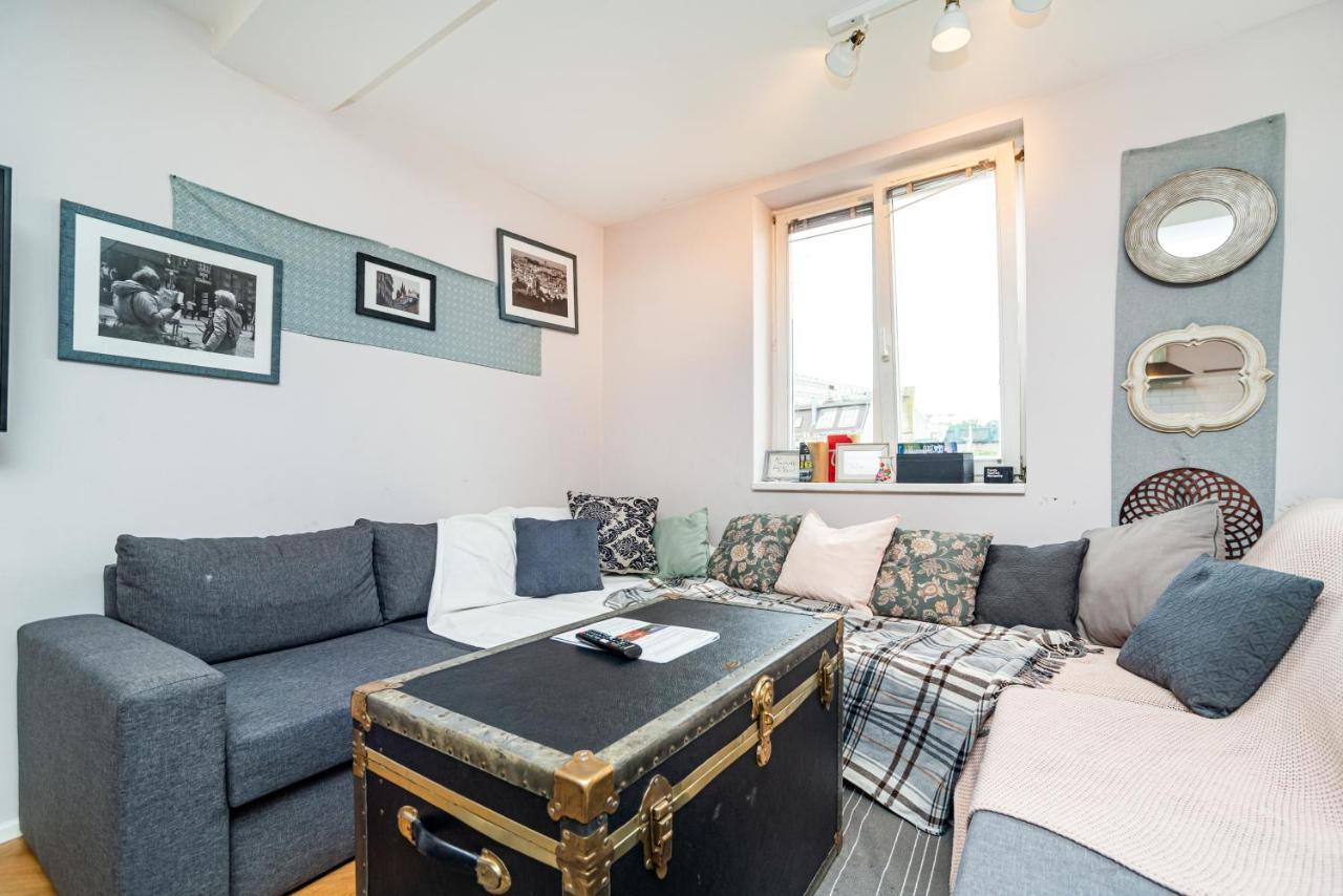 Central, Spacious, Modern 5 Bedrm duplex w/Balcony Praga Exterior foto